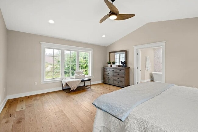 Foto del edificio - 5 Bed 5 Bath Single Family Home in Edgeworth