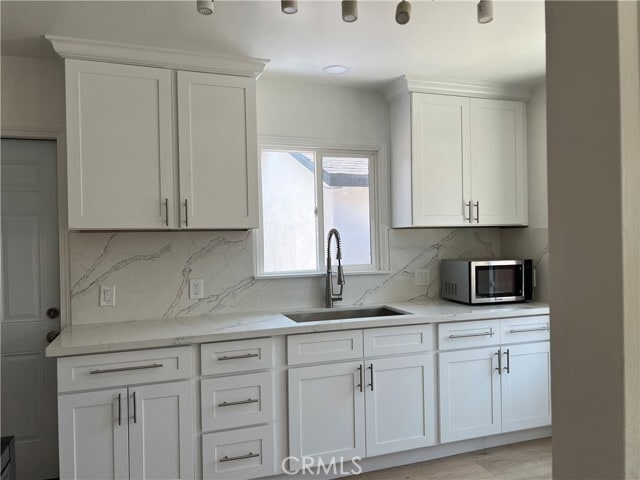 Building Photo - 1236 W Santa Clara Ave