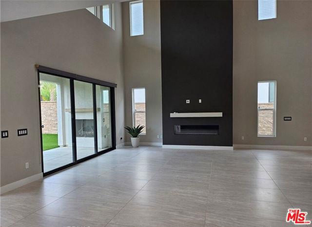 Foto del edificio - 20537 Overlook Ct