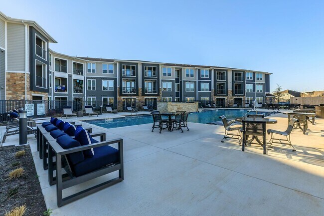 Foto del edificio - 7011 McKinney Falls Pkwy