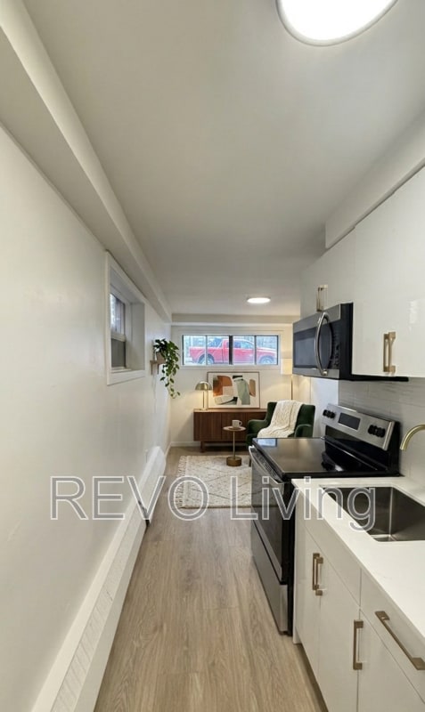 Building Photo - 60 Triller Ave