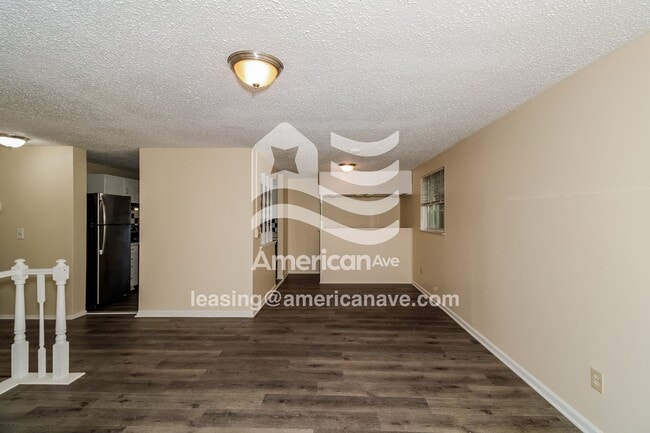 Building Photo - 3004 Windwood Pl