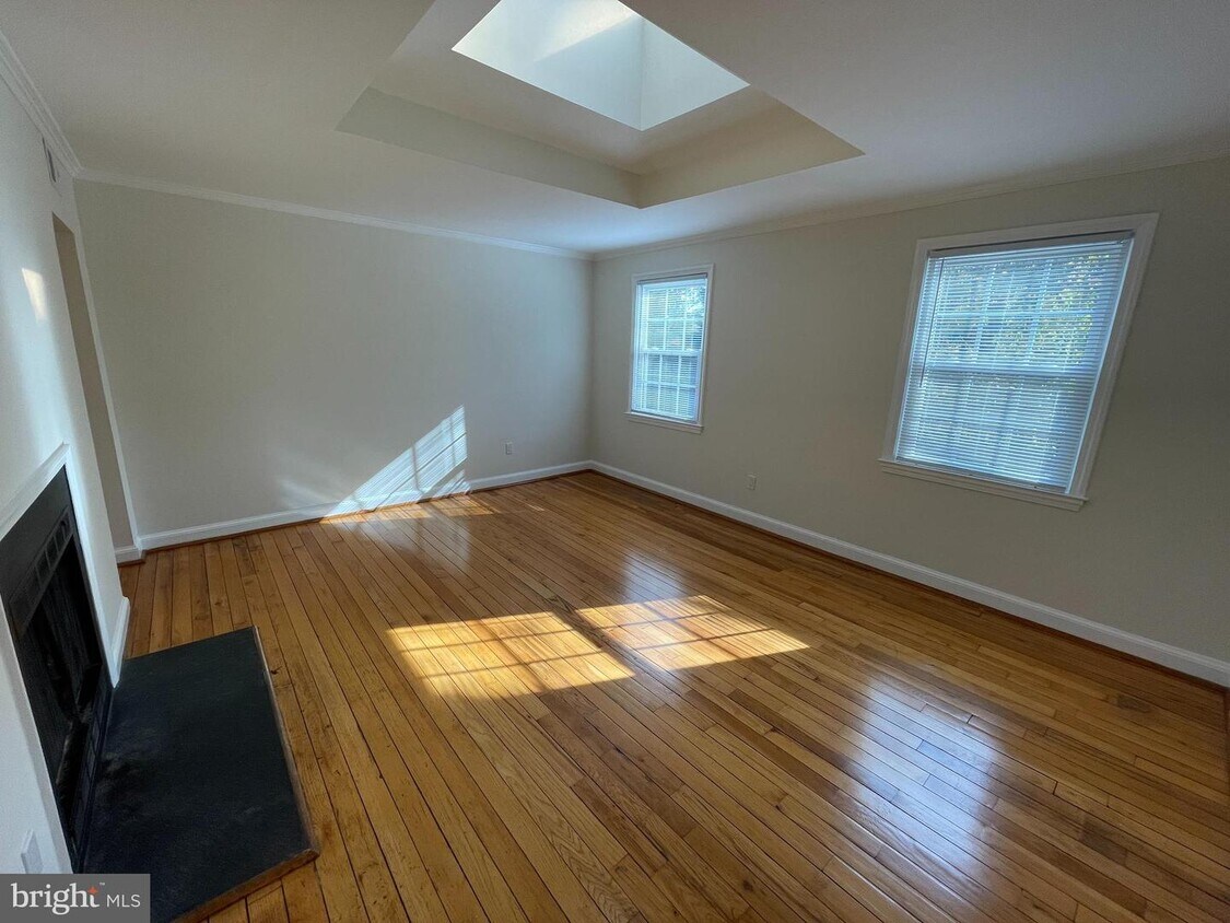 2910 13th Rd S Unit 301, Arlington, VA 22204 Condo for Rent in Arlington, VA