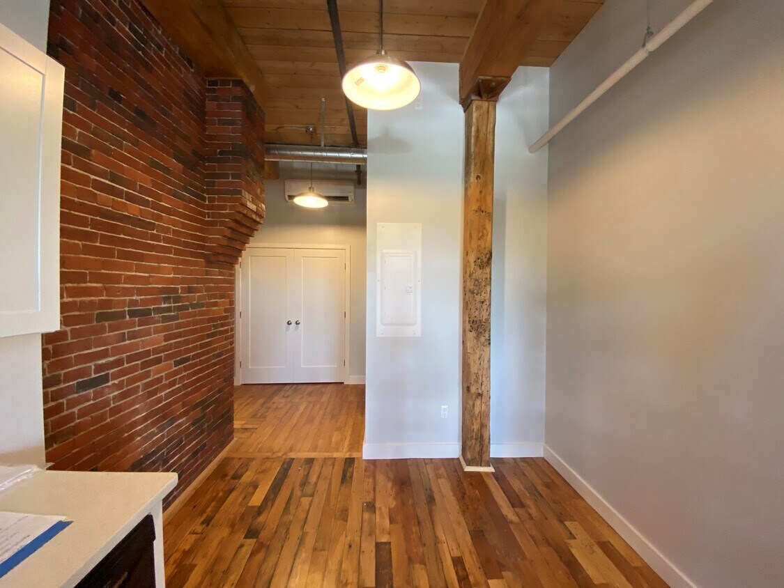 Riverdam Apartments 24 Pearl St Biddeford, ME