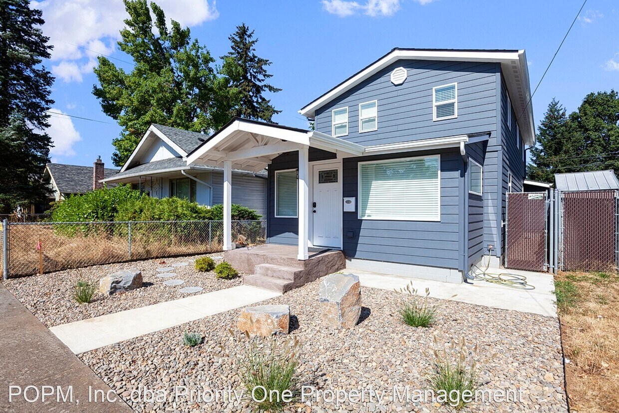 Primary Photo - 4 br, 2 bath House - 5625 SE Tolman St