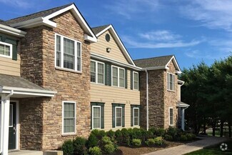 Building Photo - 1205 Vista View Dr