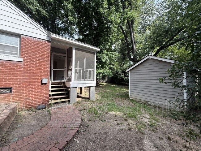 Foto del edificio - 3782 Gamewell Rd