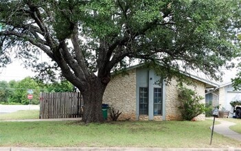 Building Photo - 1416 Cardinal Hill Dr