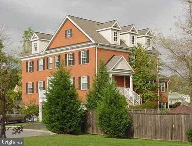 Foto principal - 16 Victoria Ct