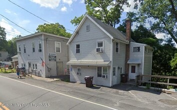 Building Photo - 539 Bridge St