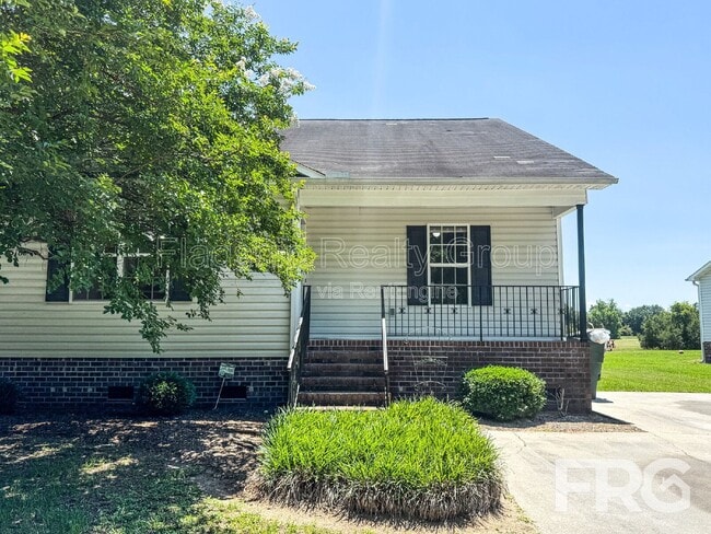 Building Photo - 5180 Deveron St