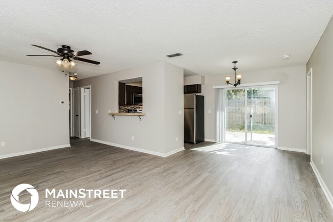 Foto del edificio - 714 Eagle Ave