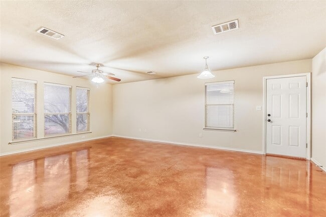 Foto del edificio - 4620 Best Way