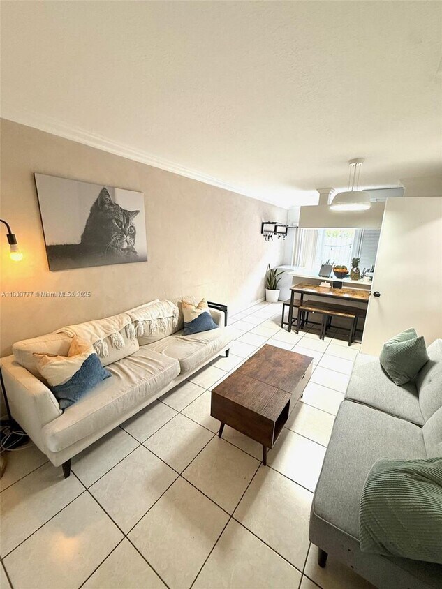 Foto principal - 980 NW 78th Ave