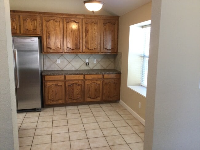 Building Photo - 1201 Hampton Bay Dr