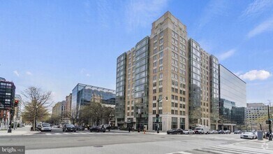 Building Photo - 1150 K St NW