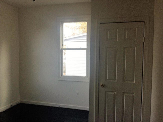 Foto del edificio - 15 Dundee Ave