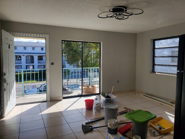 Foto del edificio - 1551 W 43rd Pl