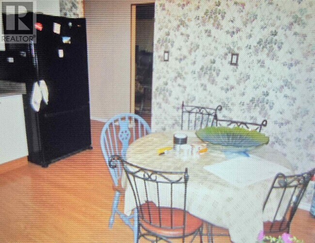 Photo du bâtiment - 190 Axmith Ave