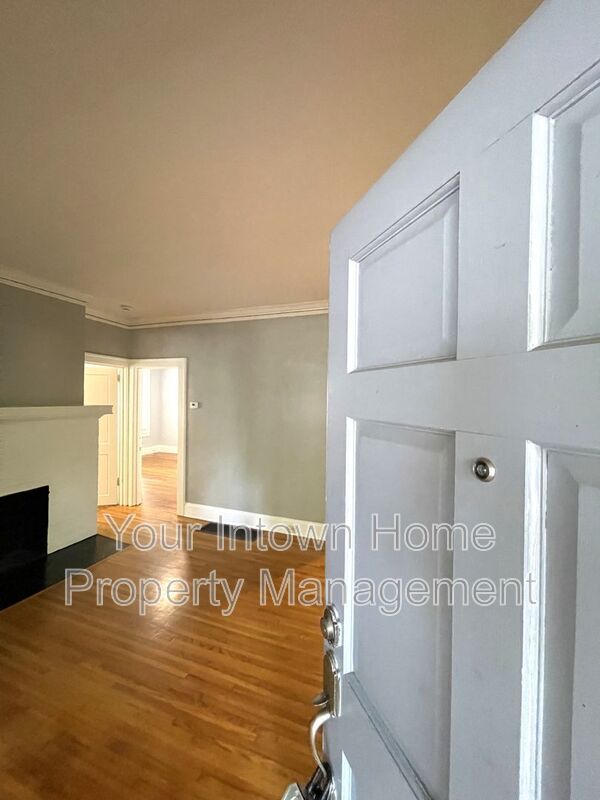 Foto del edificio - 108 Greenwood Pl