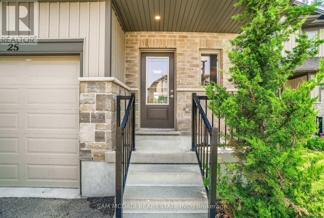 Building Photo - 1023 Devonshire Ave