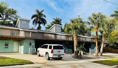 Building Photo - 1559 7th Ave W