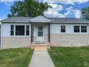 Building Photo - 1307 Tabb Ave