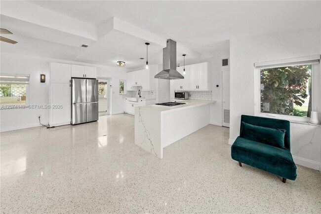 Foto del edificio - 3130 SW 27th Terrace
