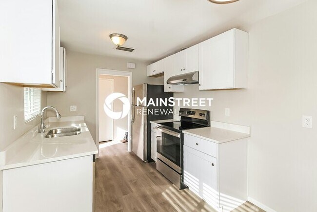 Building Photo - 3 Bedroom Pet-Friendly Home in Phoenix, AZ...