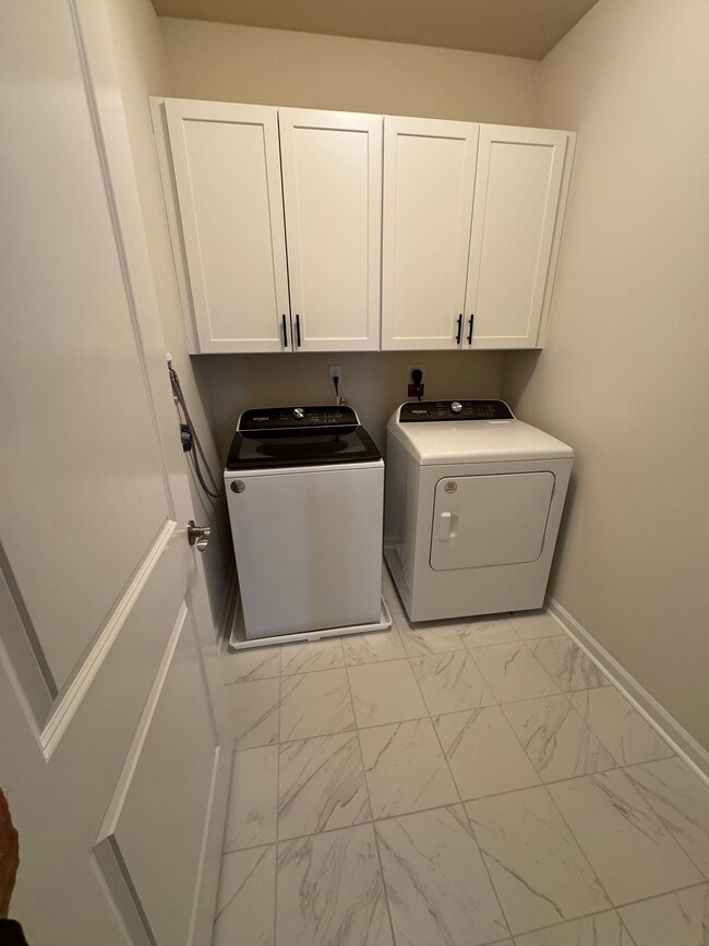 Laundry - 4 Stratton Dr