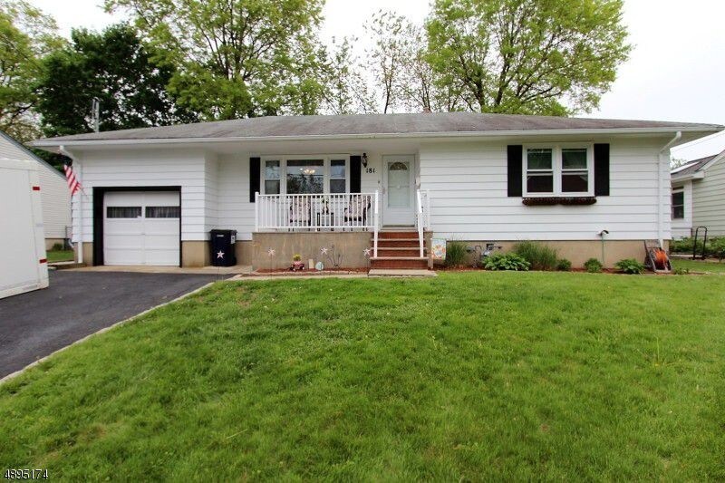 Primary Photo - 181 Grandview Ave