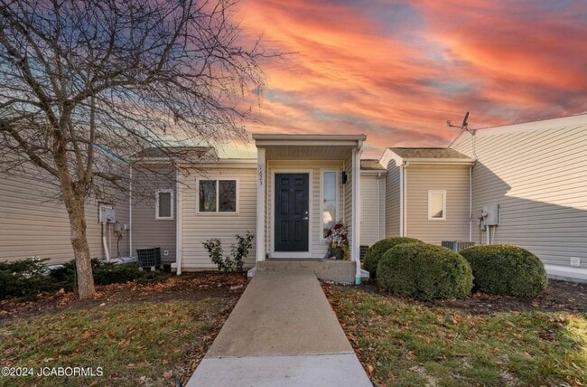 Building Photo - 1623 Timber Creek Dr