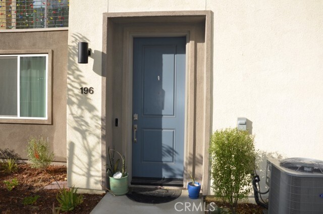 Building Photo - 5252 Beachfront Cove