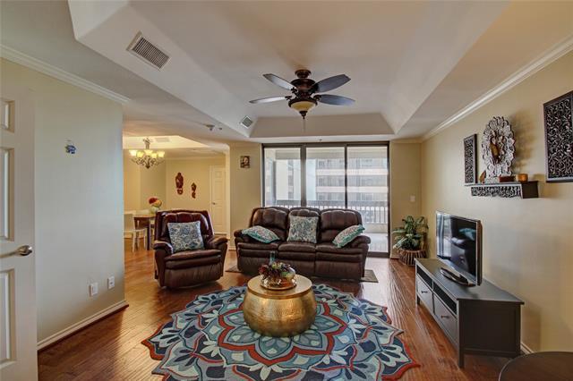 Foto del edificio - 5909 Luther Ln