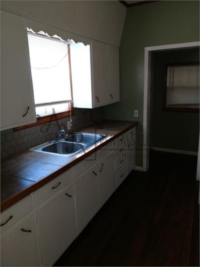 Building Photo - 115 W Jackson St