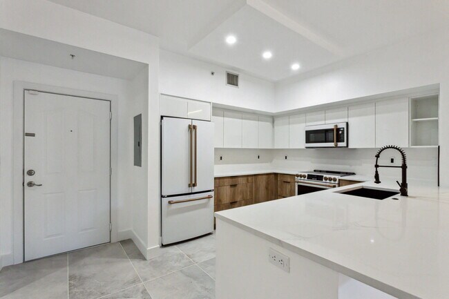 Foto del edificio - 250 NE 3rd Ave