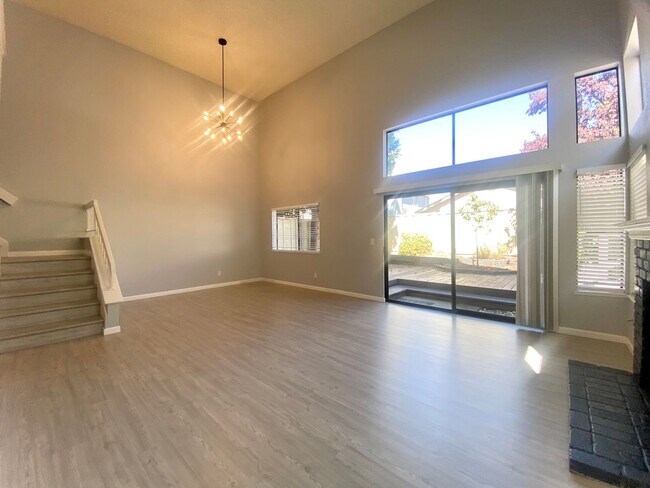 Foto del edificio - Spacious 2-Bedroom Home in Fremont – Beaut...