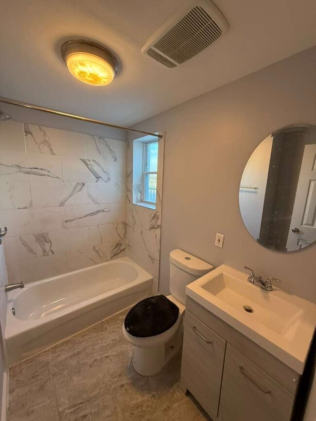 Building Photo - 666-672 S Broad Street