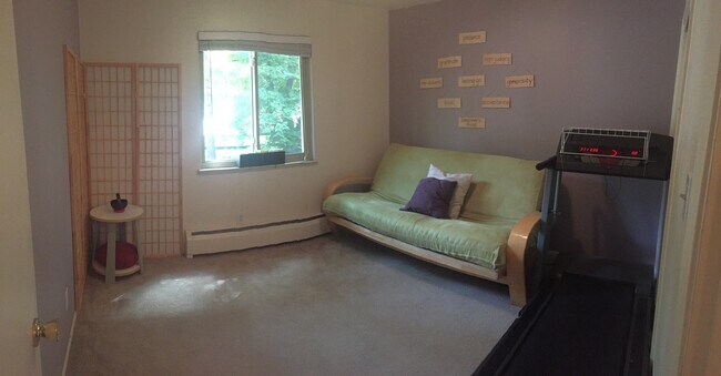 Building Photo - 1895 Alpine Ave