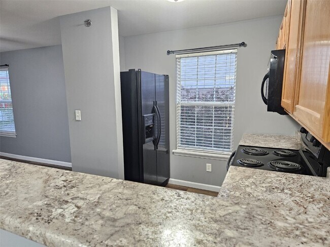 Foto del edificio - 11201 Spring Creek Ln