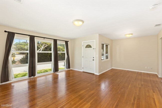 Foto del edificio - 2 br, 1 bath House - 540 Catalina Boulevard