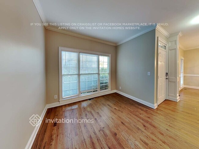 Foto del edificio - 7525 Harbour Walk