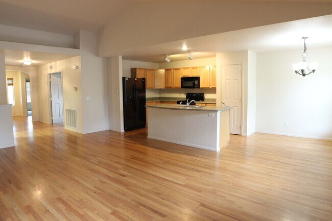 Foto del edificio - 1938 Fossil Creek Pkwy
