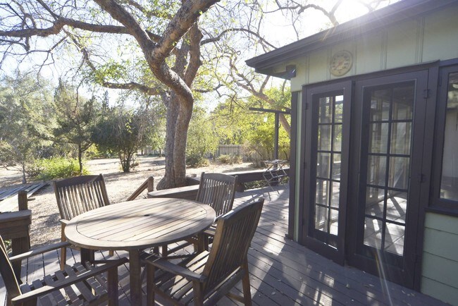 Building Photo - 2 br, 1 bath House - 925 Cuyama Rd