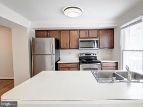 Building Photo - 7990 Quay Ct