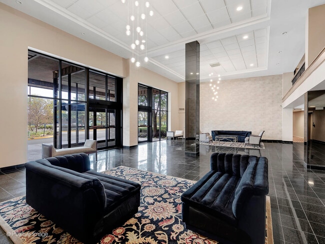 Building Photo - 6340 Americana Dr