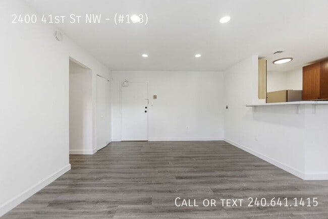 Foto del edificio - 2400 41st St NW