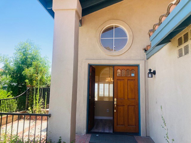 Foto del edificio - 2371 Wandering Ridge Dr