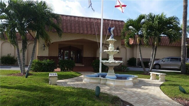 Building Photo - 2600 S Kanner Hwy