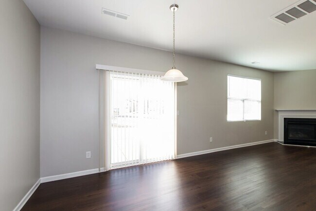 Foto del edificio - 9231 Yellow Oak Rd